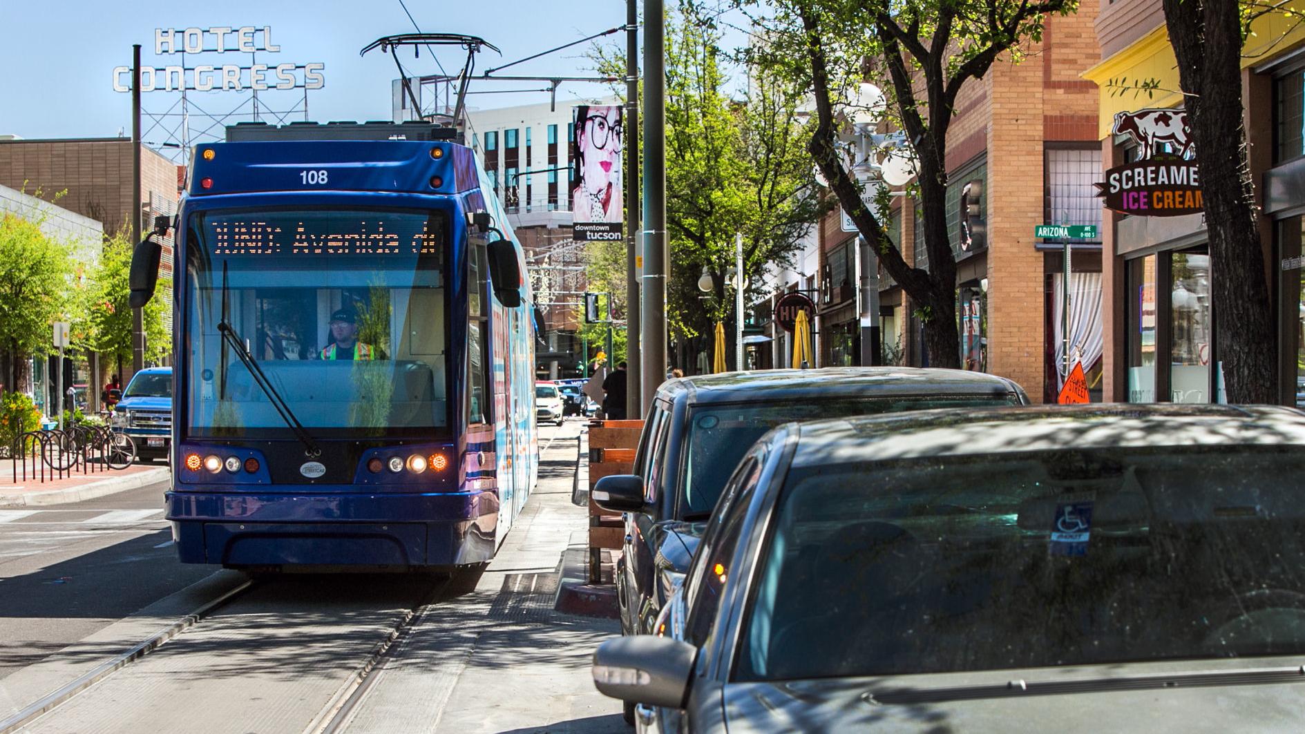 Tucson streetcar celebrates 4-year anniversary with free rides, music